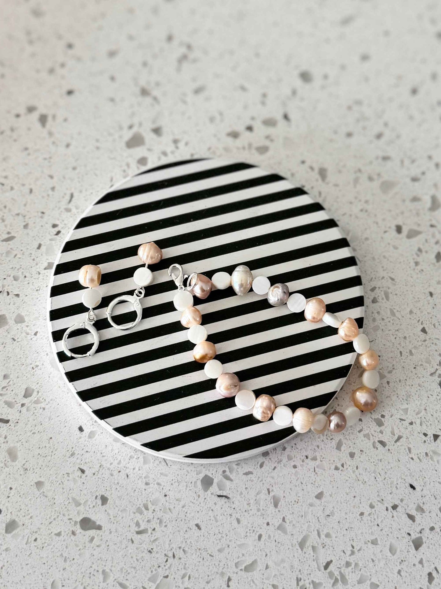 Matching Bracelet and Earring Set ~ Pearl