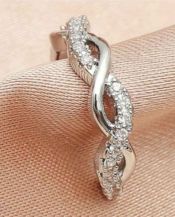 CZ Twist Ear Cuff Fashion Hut Jewelry