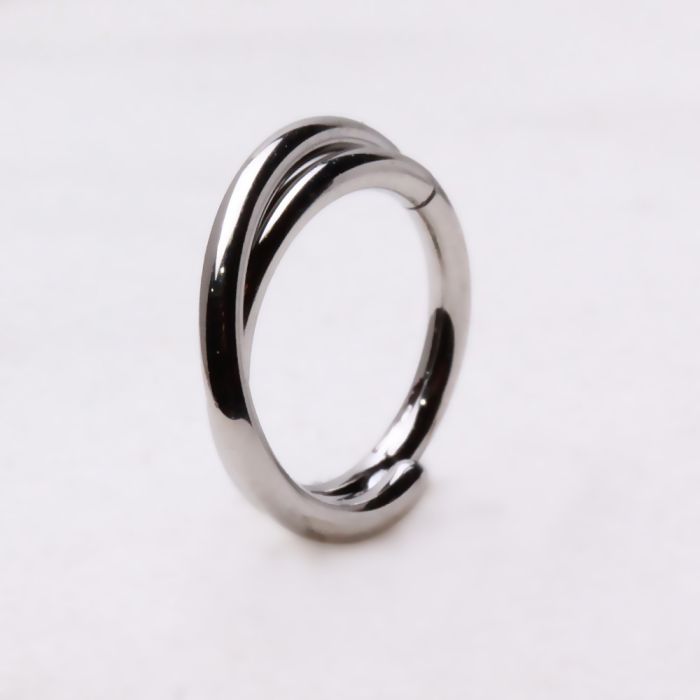316L Stainless Steel Criss-Cross Hinged Clicker Ring