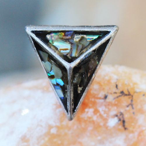 Abalone Shell Pyramid Cartilage Earring Fashion Hut Jewelry