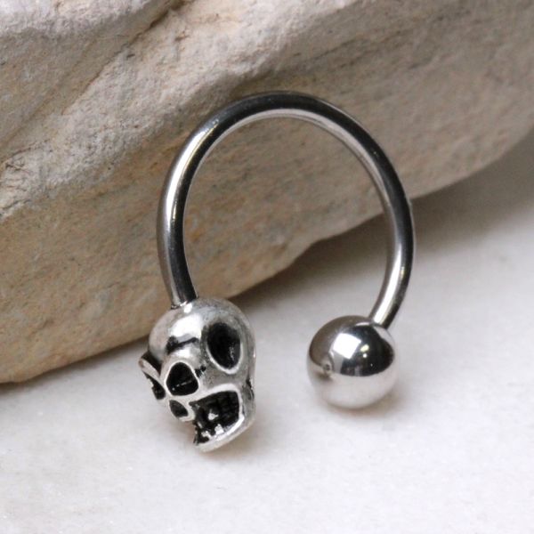 316L Surgical Steel Horseshoe with Skull