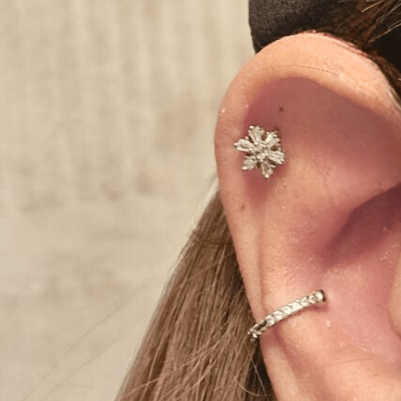 Snowflake Cartilage Earring / Christmas CZ Snowflake Fashion Hut Jewelry