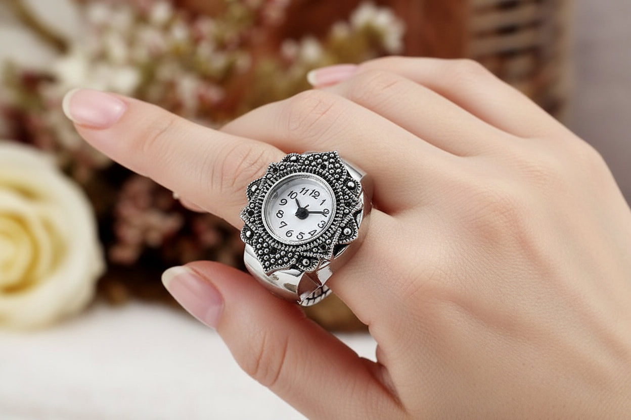 Retro Octagonal Finger Ring Watch Quartz Analog