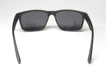 Oscar de la Renta Oscar 8009 Sunglasses