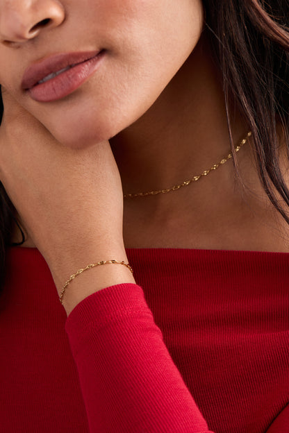 Faceted Lip Charm Chain Bracelet
