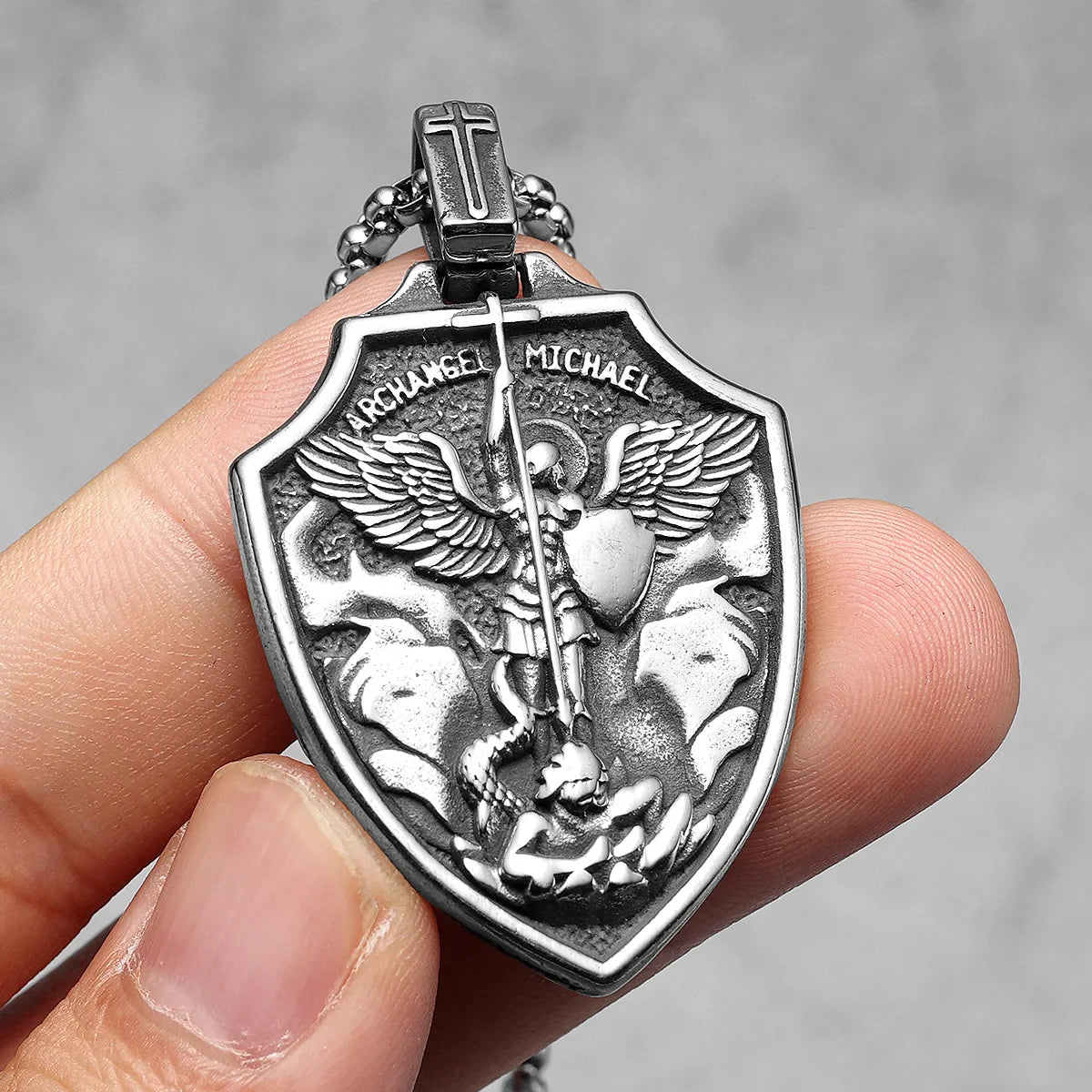 Archangel St.Michael Shield Amulet Stainless Steel Men's Necklace Pendant Chain