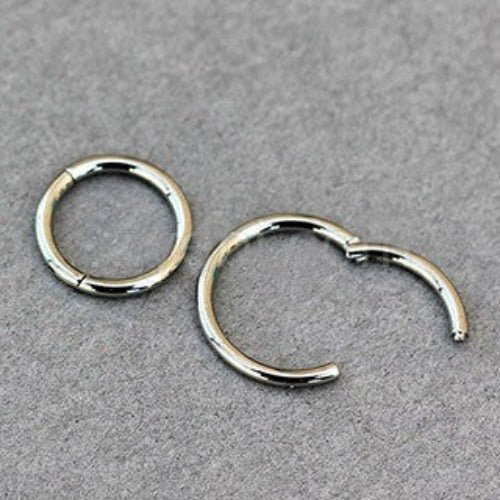 Titanium Seamless Clicker Ring 16g - Implant Grade – Fashion Hut Jewelry