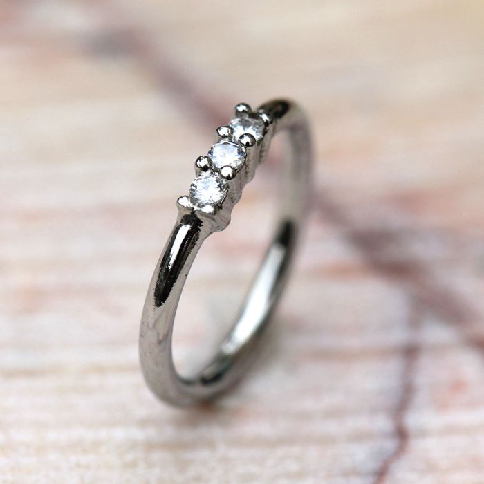 Triple Prong Set Clear CZ Seamless Ring