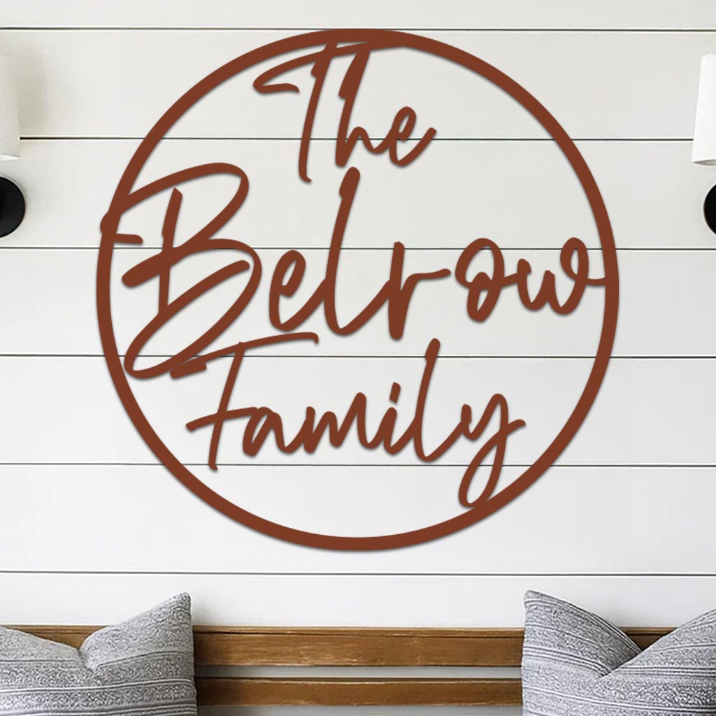 Family Name Sign in Circle