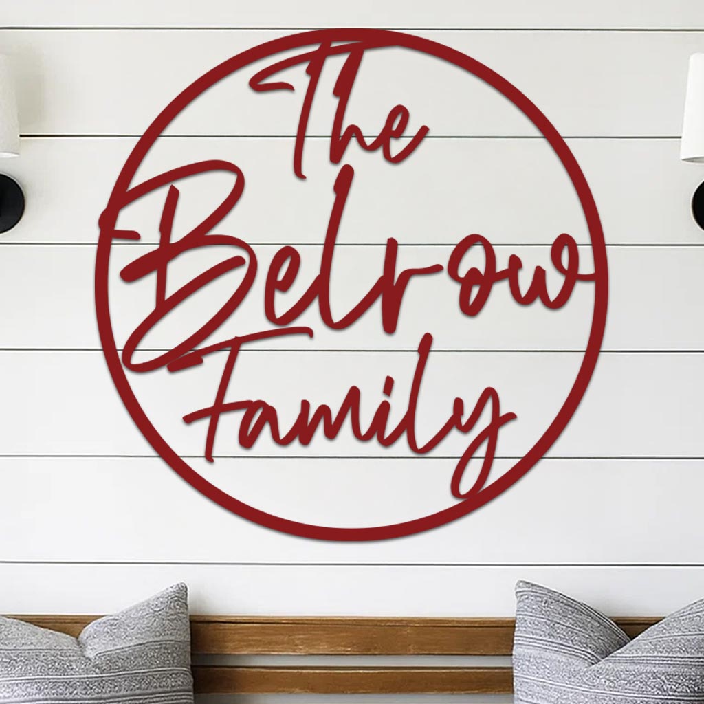 Family Name Sign in Circle