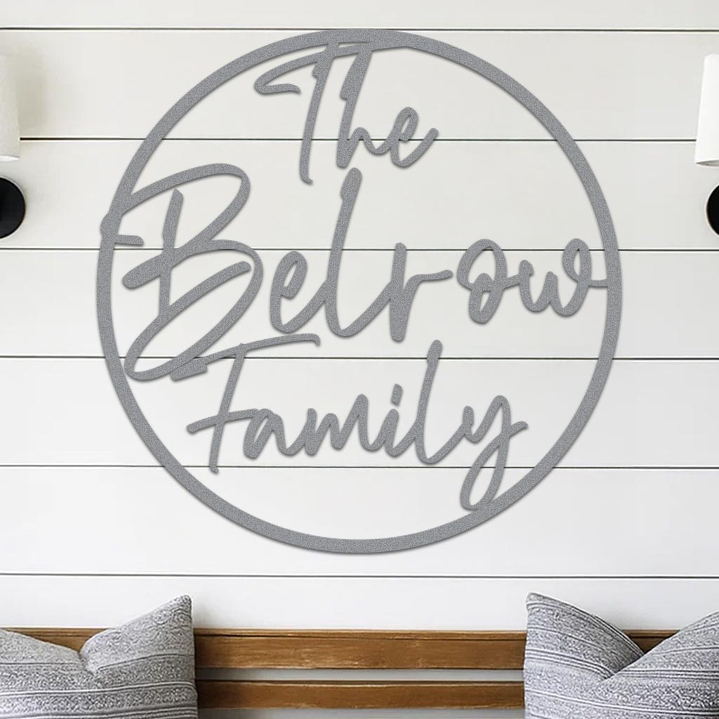 Family Name Sign in Circle