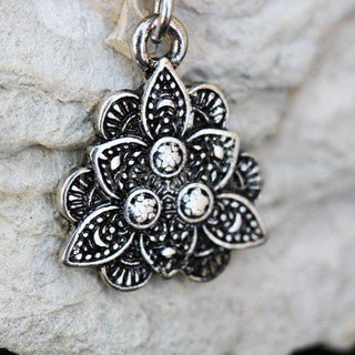 316L Stainless Steel Jeweled Vintage Lotus Dangle Navel Ring | Fashion Hut Jewelry