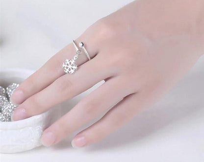 Sterling Silver Open Dangling Snowflake Ring | Fashion Hut Jewelry