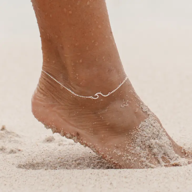 Asri Hammered Wave Anklet